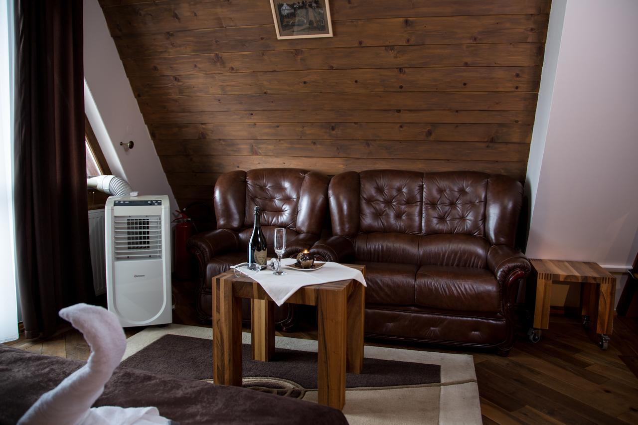 Hotel Babino Brdo Derventa Exterior foto